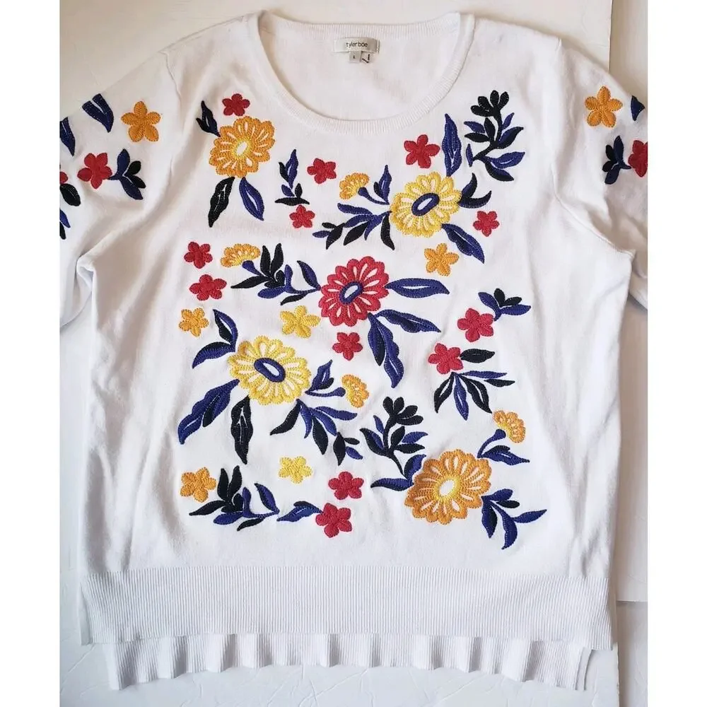 TYLER BOE Womens Large Sweater Pullover EMBROIDERED Floral White Lightweight - Picture 2 of 10